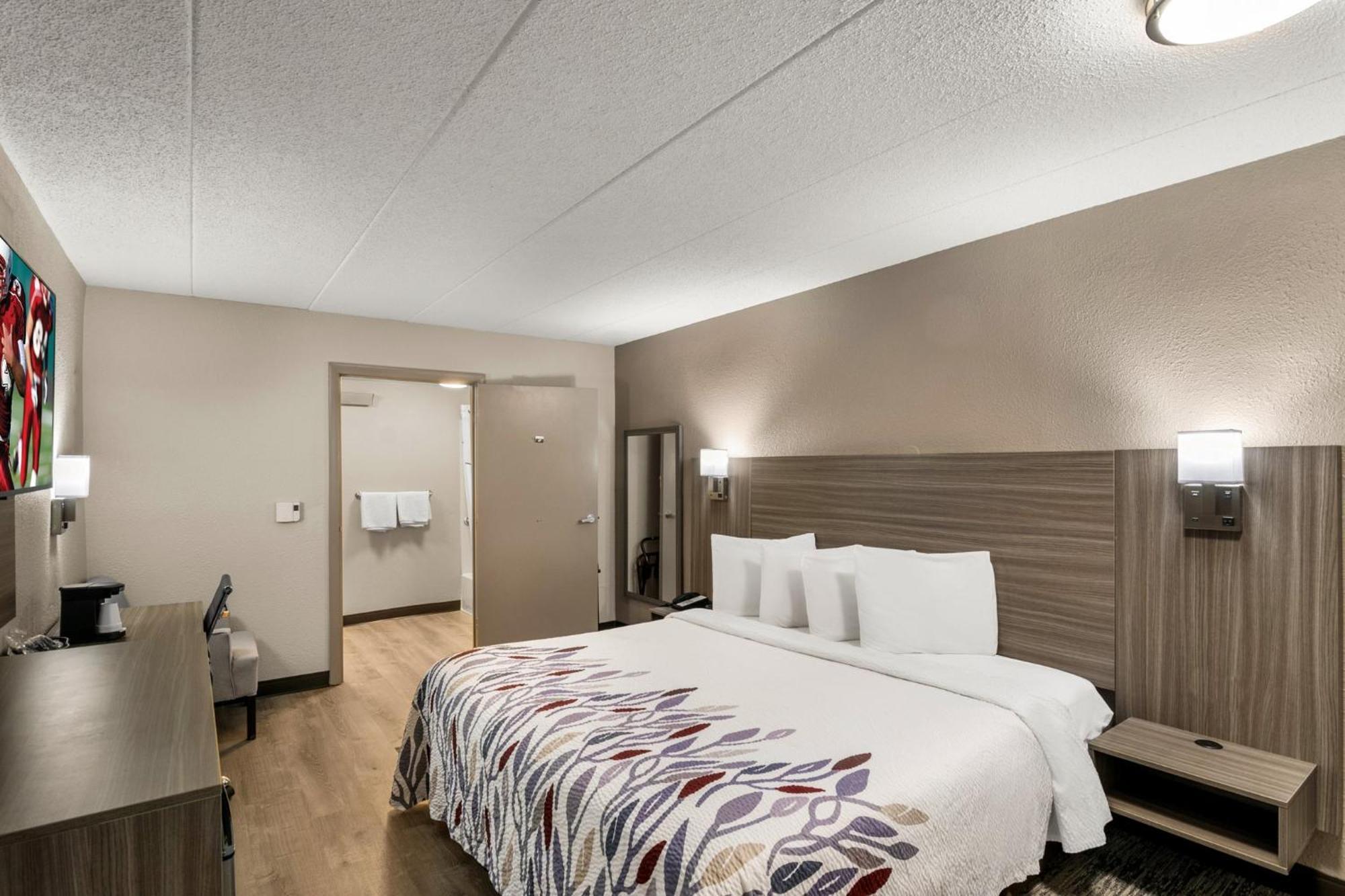 Red Roof Inn אנפילד מראה חיצוני תמונה