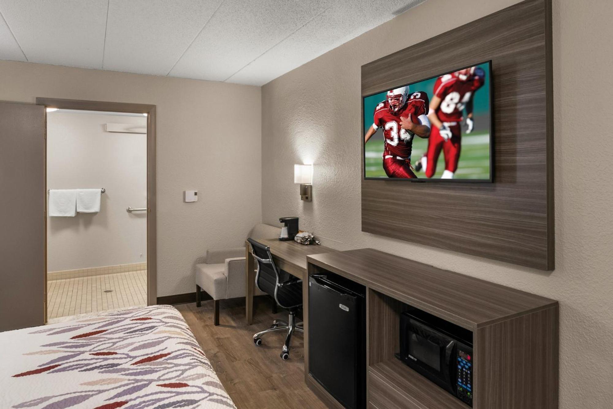 Red Roof Inn אנפילד מראה חיצוני תמונה