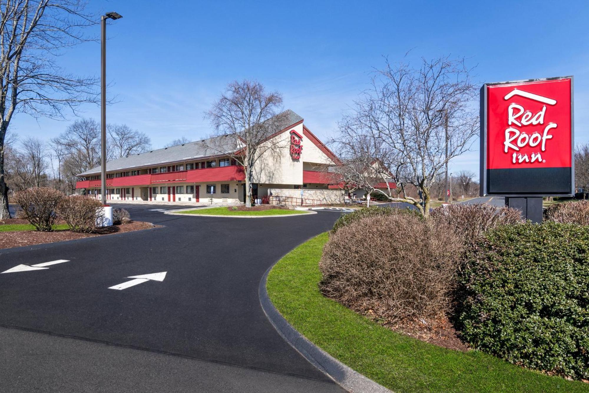 Red Roof Inn אנפילד מראה חיצוני תמונה